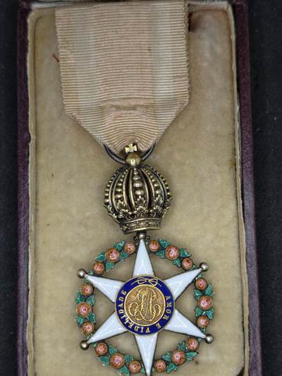 凯旋世界勋赏（第22期新年大拍）（欢迎送拍）（对拍品有疑问请询问客服，不接受到手刀，出价默认拍品品相。请认真阅读拍卖规则！出价默认已认可！）（收到货请录制开箱视频，无视频概不处理问题。） - 巴西帝国玫瑰勋章，金芯