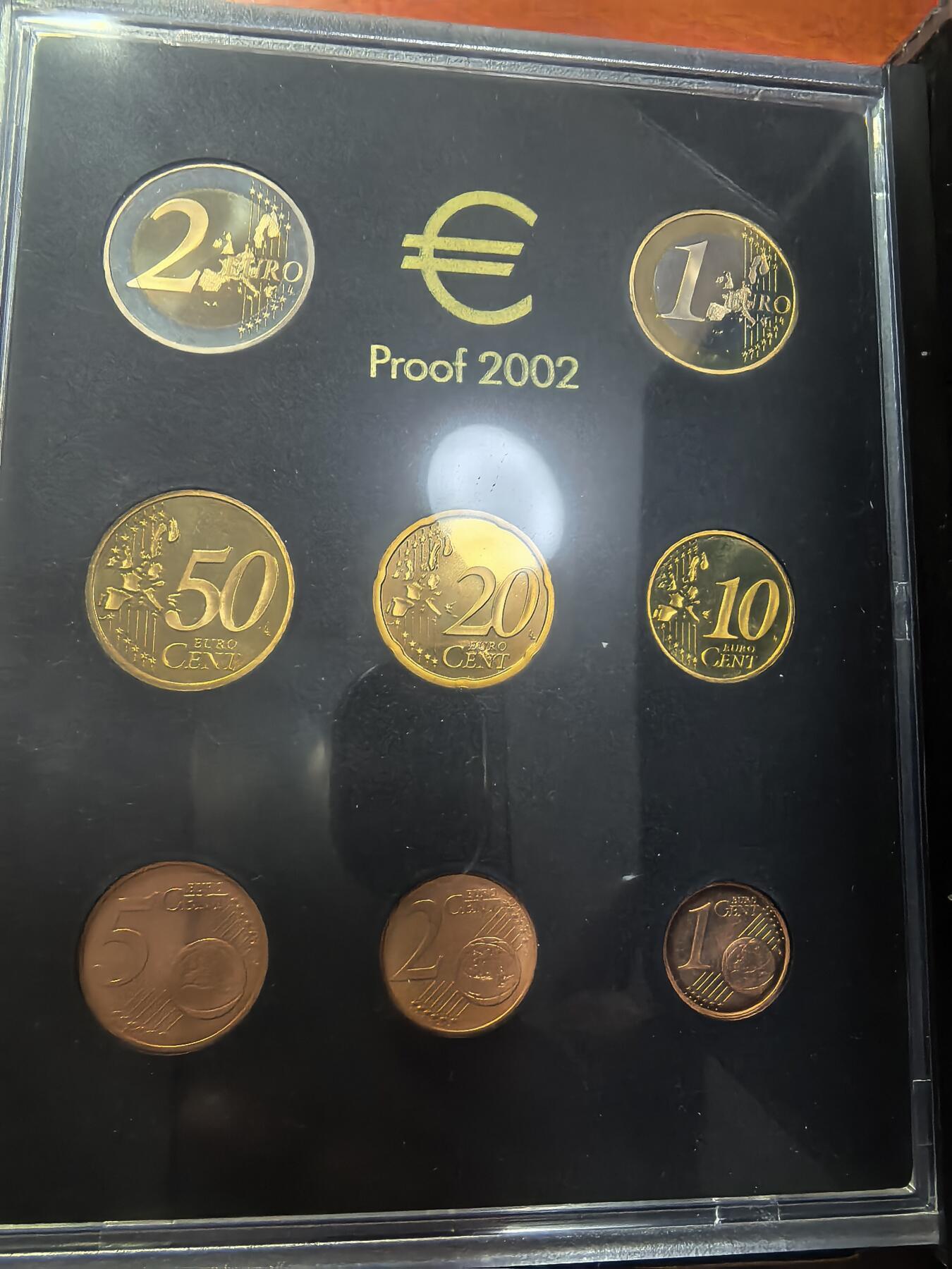 长老汇蛇年精选第一百场拍卖 2002奥地利欧元精制套币8枚，盒证全，1万套，小年，克书485美金