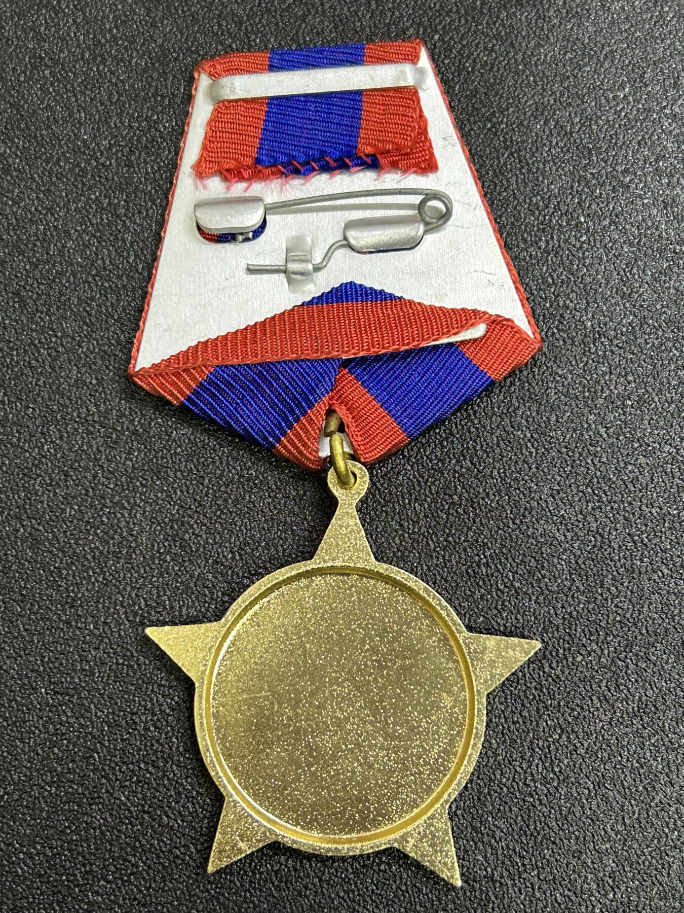 西秦中古拍卖第七十七期 2026马年新春专场 本场拍品年初九发出 老挝一级革命胜利勋章 苏联代工版 稀少