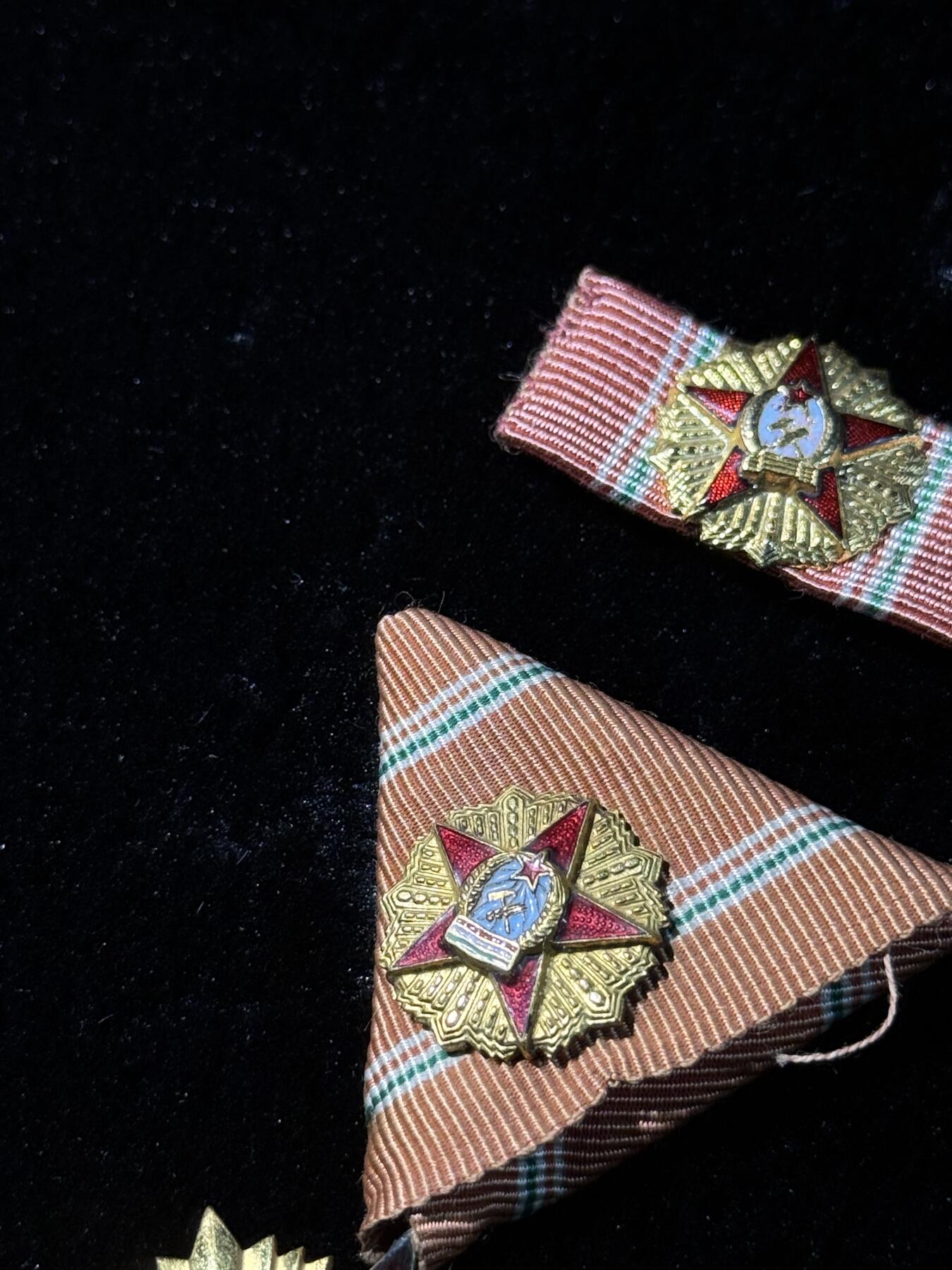 欢庆春节！戎马世界章牌大赏第111期春节大拍 匈牙利二级功勋勋章挂章，带mini章，授予时期1949～1953，匈牙利高级勋赏，非常少见