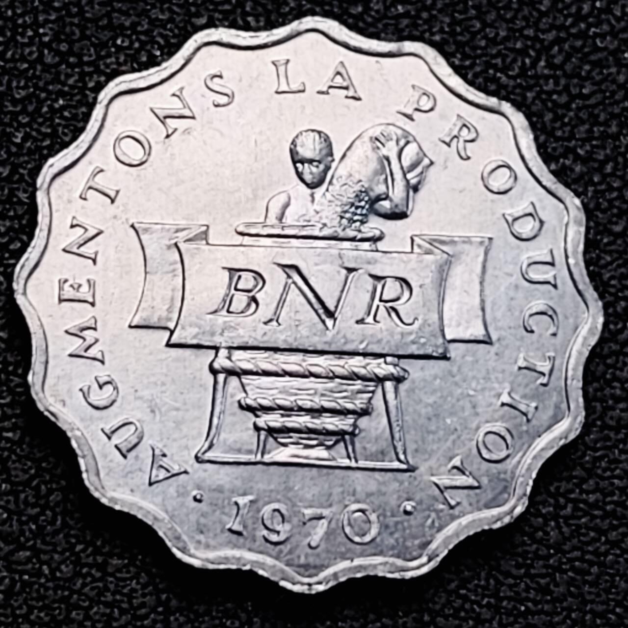 泉币菌-第191场- 迎春节专场 本场拍品多 请提前出价（本周五和之前拍的 2月14日发货） 。