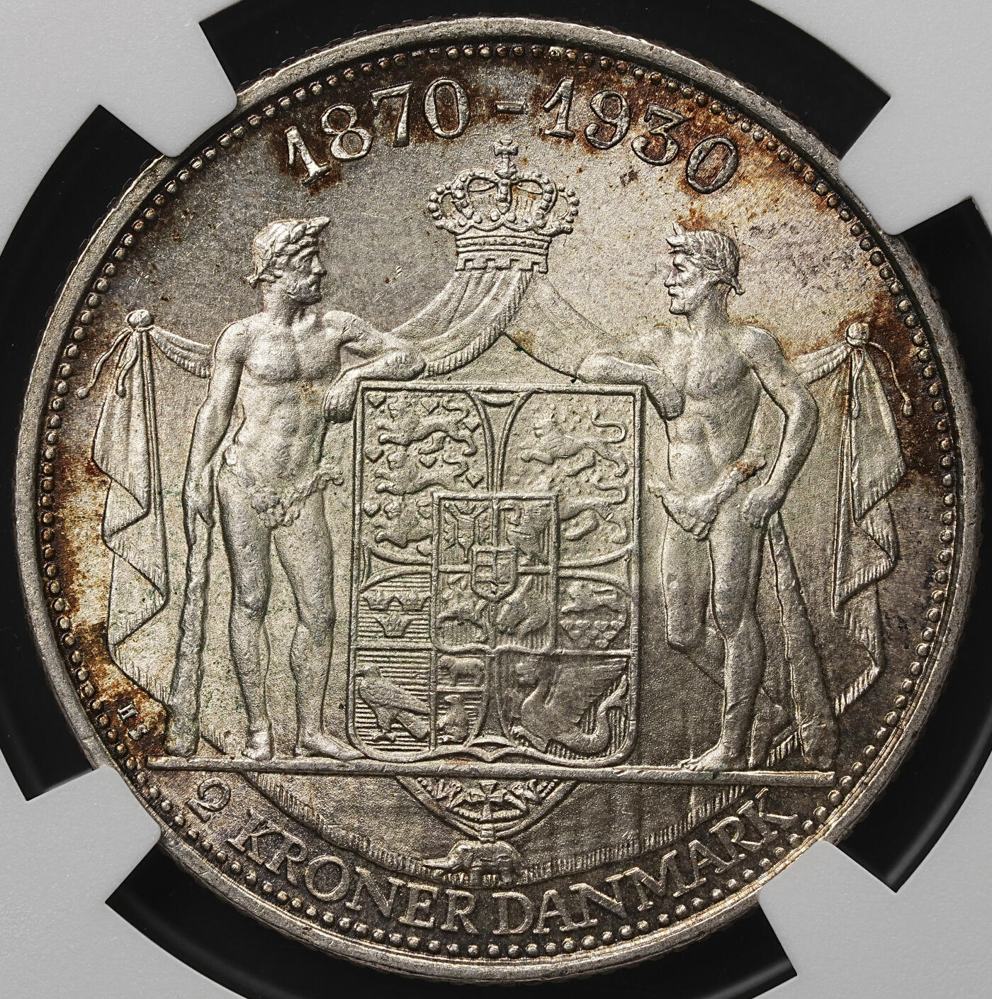 修遠堂世界钱币第105期，马年首拍 NGC MS64 1930年丹麦国王60大寿纪念2克朗银币 15g，含银80%