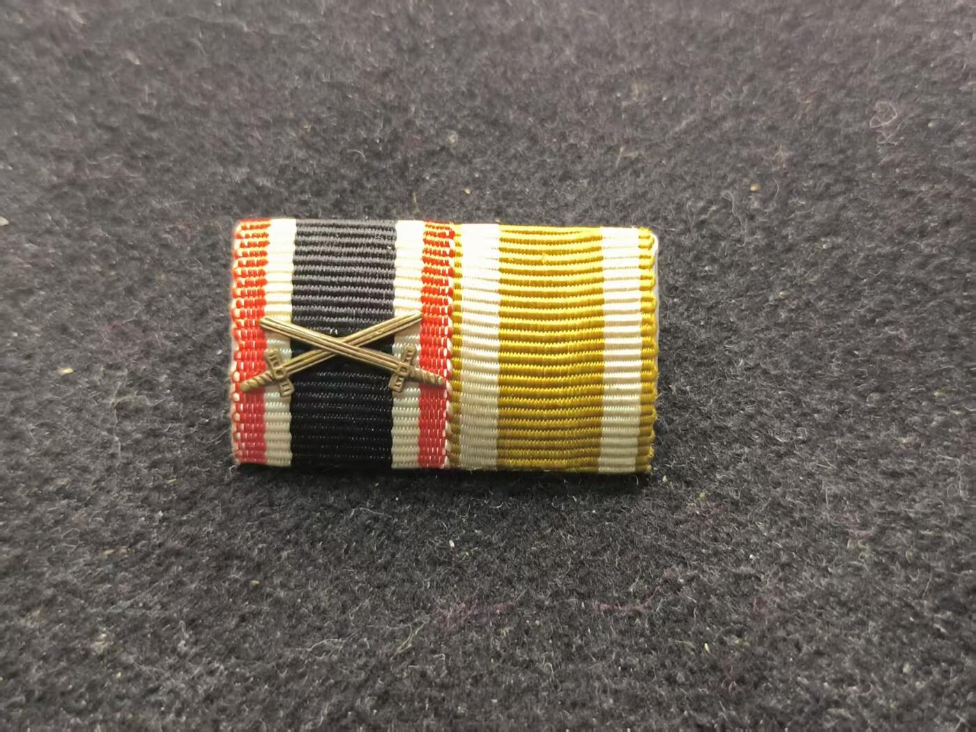 （450件拍品！制服徽章盛宴）罗岚⭐爱藏⭐年前甄选大拍场-店主清仓处理-分享拍场额外现金红包（实体经营） 德三二级佩剑战功➕西线防御二联勋略