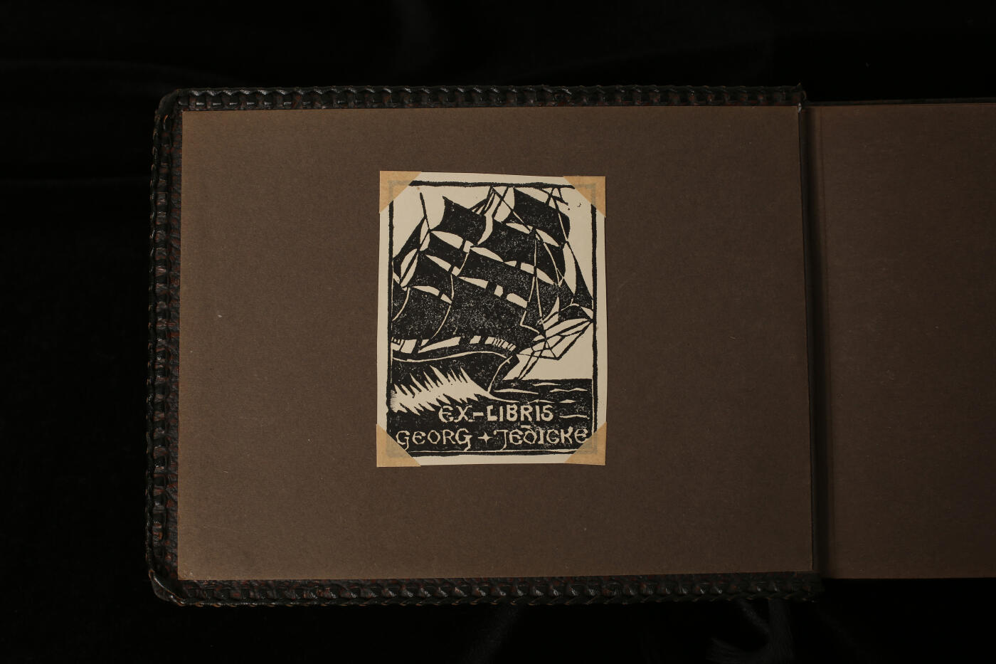 欢庆春节！戎马世界章牌大赏第112期春节大拍  德专场