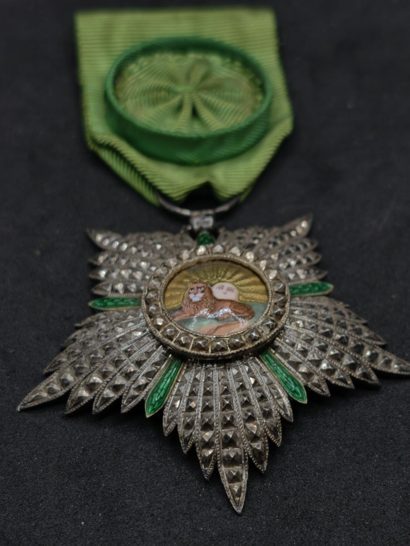 凯旋世界勋赏（第22期新年大拍）（欢迎送拍）（对拍品有疑问请询问客服，不接受到手刀，出价默认拍品品相。请认真阅读拍卖规则！出价默认已认可！）（收到货请录制开箱视频，无视频概不处理问题。）