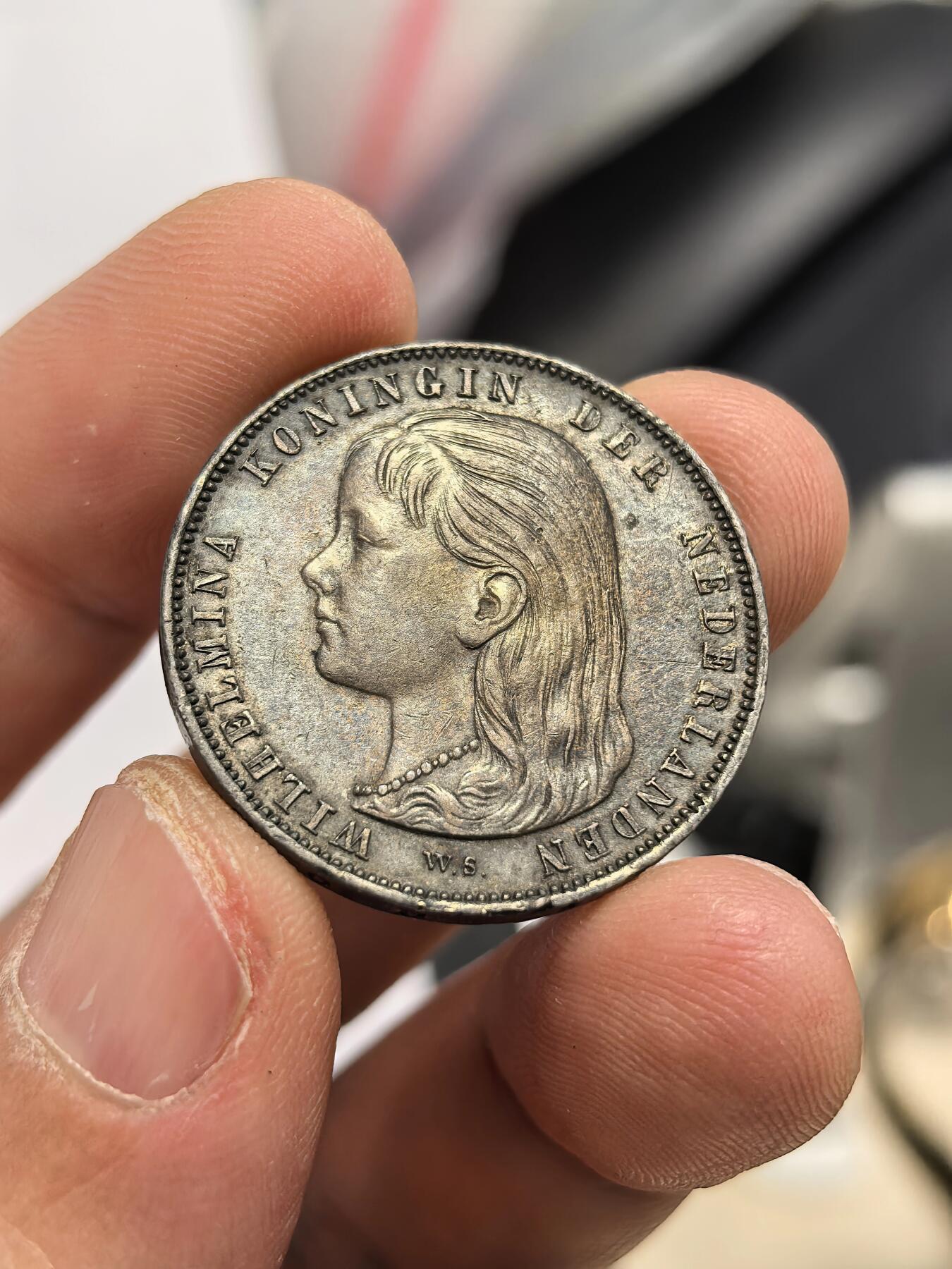 博洋堂蛇年收官专场暨第161期（全场包邮） 荷兰1892年威廉明娜女王1盾银币，双面入骨黑包浆，大热门品种加重彩