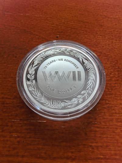 长老汇蛇年精选第一百场拍卖 - 2020新西兰二战结束75周年1元精制银币，1盎司999银，限量版