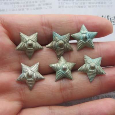 32--未使用过的镀银美品18mm55肩章星星6个一组 - 32--未使用过的镀银美品18mm55肩章星星6个一组
