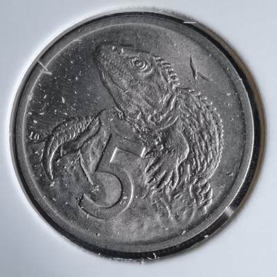 沼泽如烟--第992场 - 新西兰1972年五分