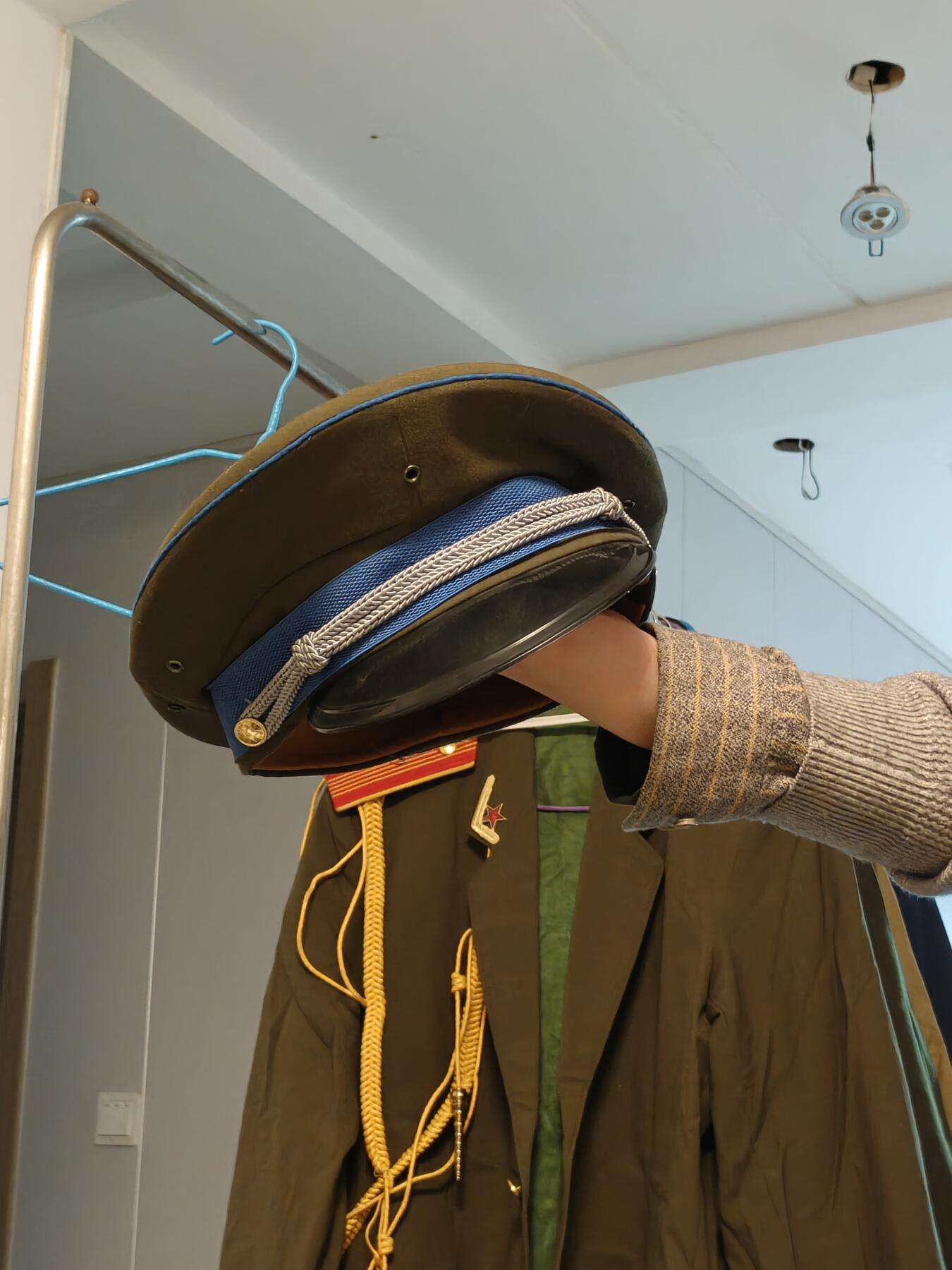 （450件拍品！制服徽章盛宴）罗岚⭐爱藏⭐年前甄选大拍场-店主清仓处理-分享拍场额外现金红包（实体经营）