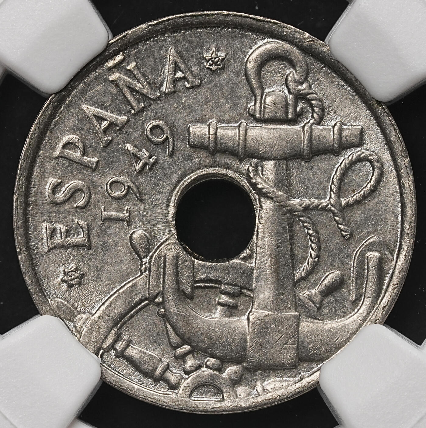 修遠堂世界钱币第105期，马年首拍