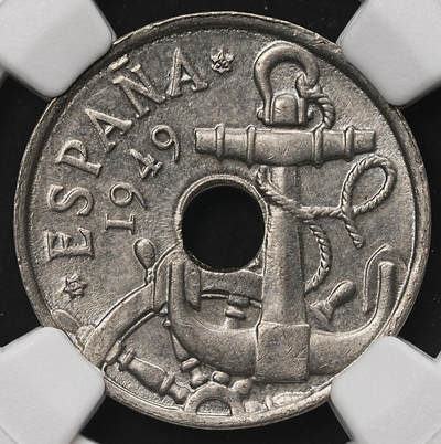 修遠堂世界钱币第105期，马年首拍 - NGC MS64 1949年西班牙中孔50分