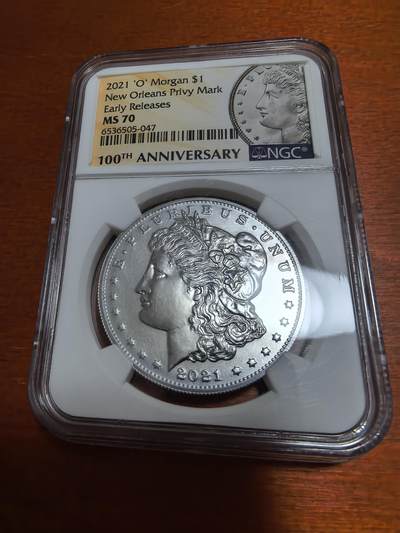 长老汇蛇年精选第一百场拍卖 - 2021 美国摩根1美元银币，NGC MS70分，O记早期标，百年标
