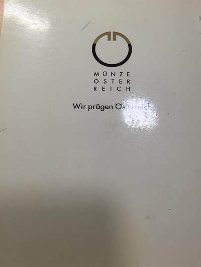 长老汇马年精选第五场拍卖 - 2002奥地利欧元精制套币8枚，盒证全，1万套，小年，克书485美金，淘宝没有这个拍品