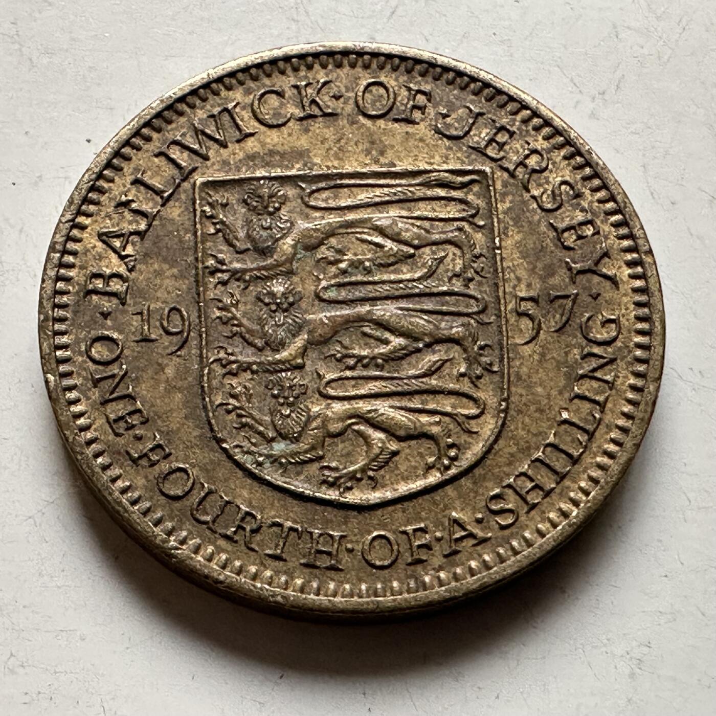 🌹外币初藏🌹🐯2026年第19场 快递已停，正月十五后再发 泽西岛1957年1/4先令 b