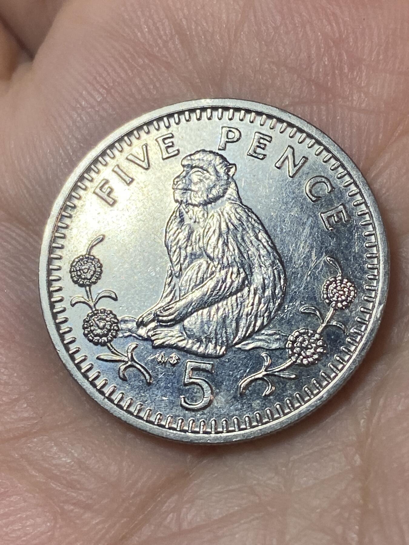 2026年第二十四场(总第一百九十三场）外国好品散币场(免佣金) 英属直布罗陀🇬🇮1988年5便士(伊丽莎白二世中年高冠第一版)