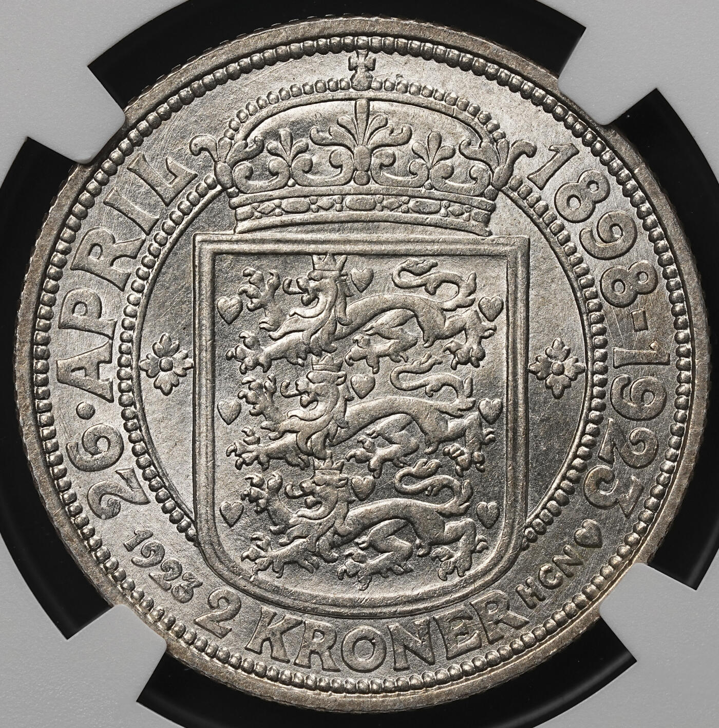 修遠堂世界钱币第105期，马年首拍