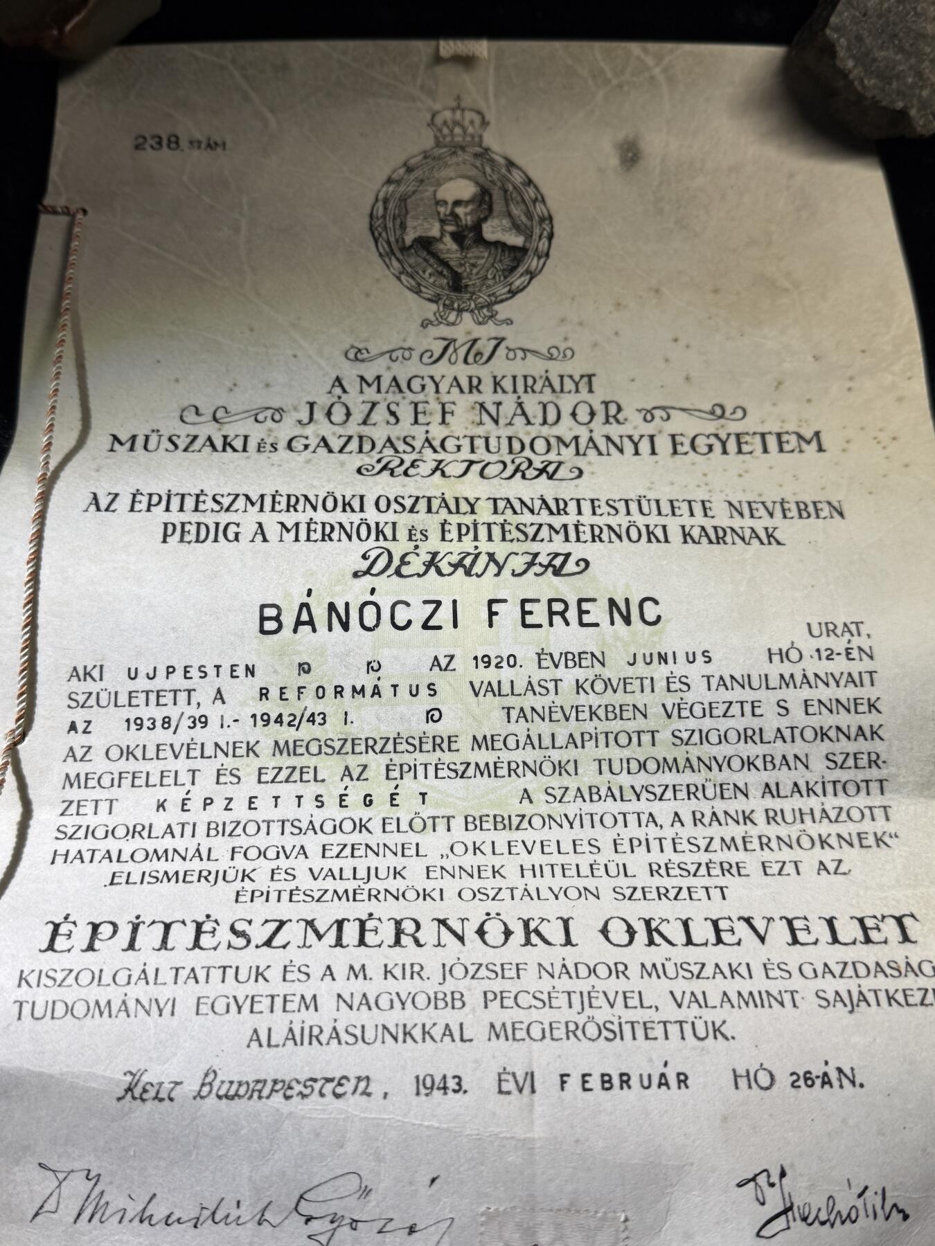 欢庆春节！戎马世界章牌大赏第111期春节大拍 1943年匈牙利建筑工程师毕业证书,授予Bánóczi Ferenc