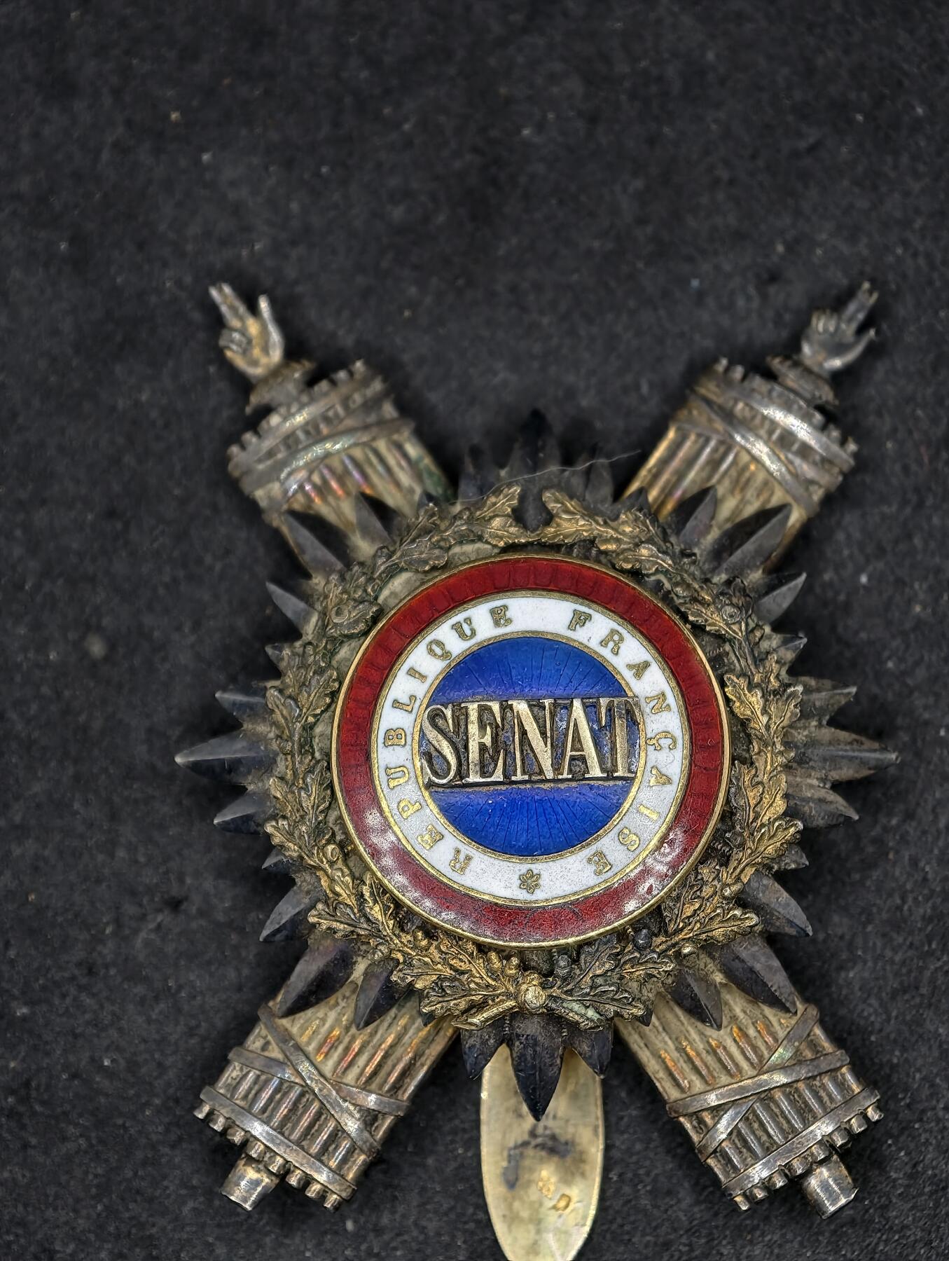 凯旋世界勋赏（第22期新年大拍）（欢迎送拍）（对拍品有疑问请询问客服，不接受到手刀，出价默认拍品品相。请认真阅读拍卖规则！出价默认已认可！）（收到货请录制开箱视频，无视频概不处理问题。） 。