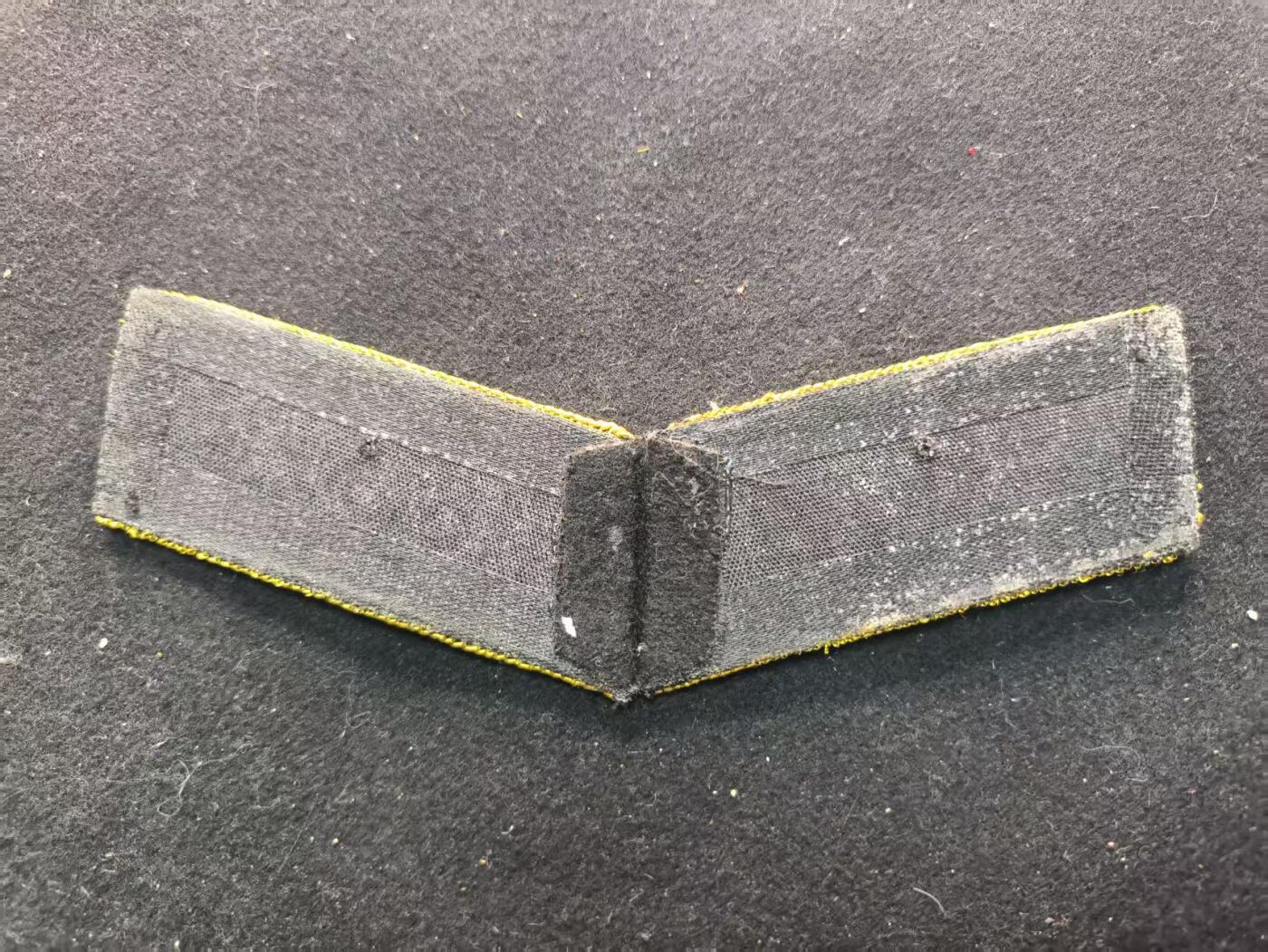 （450件拍品！制服徽章盛宴）罗岚⭐爱藏⭐年前甄选大拍场-店主清仓处理-分享拍场额外现金红包（实体经营）