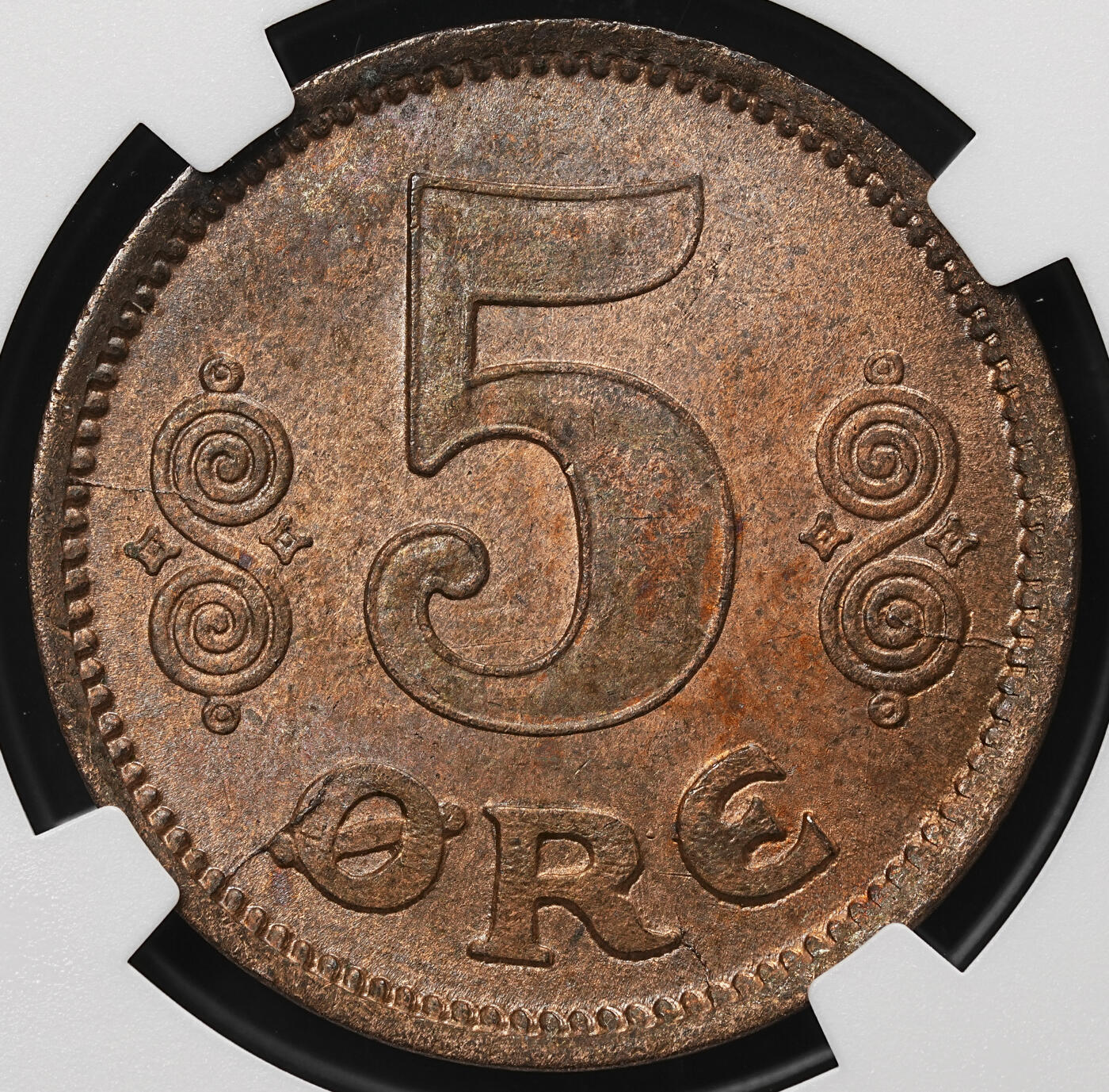 修遠堂世界钱币第105期，马年首拍 NGC评级 丹麦铜币2枚