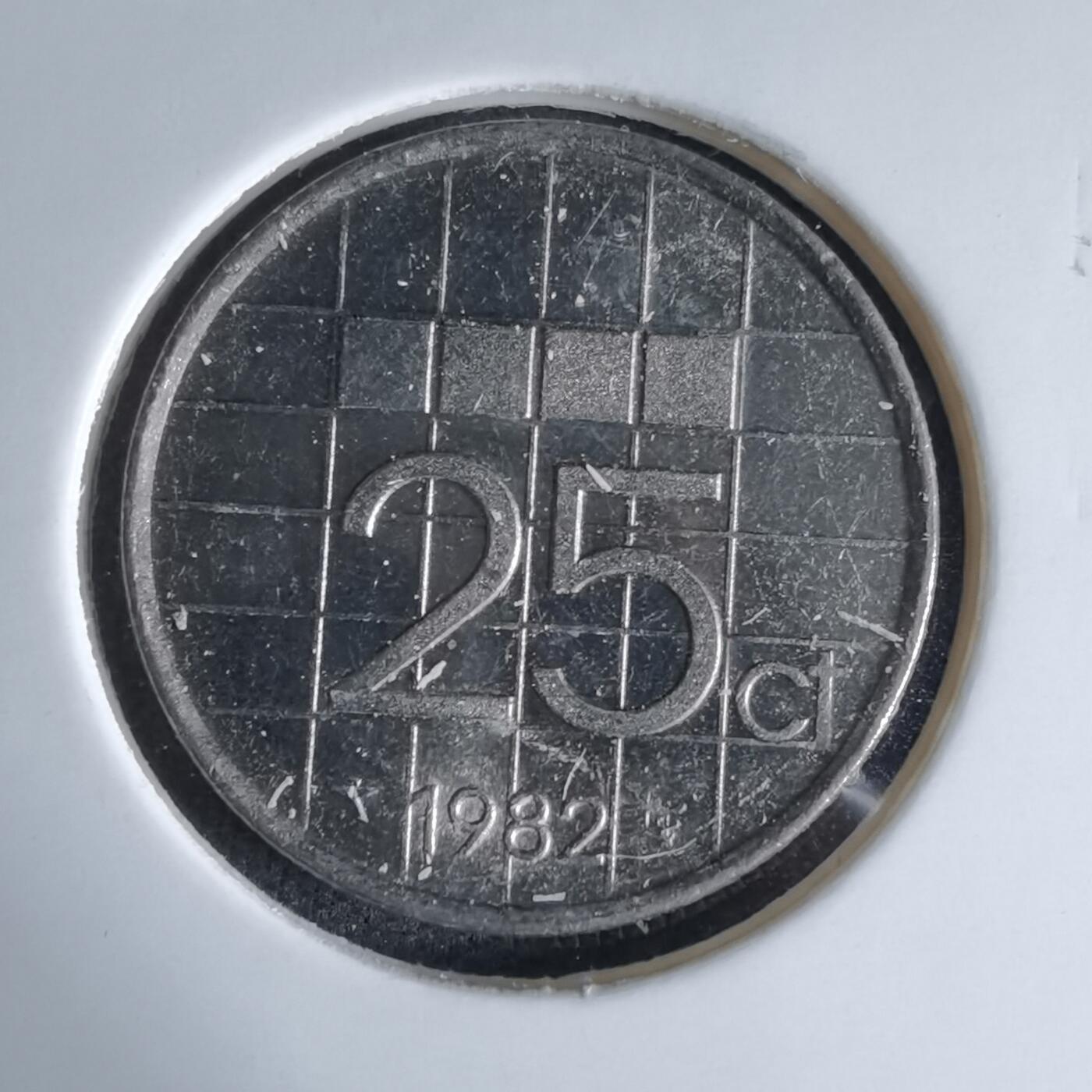 沼泽如烟--第992场 荷兰1982年25分