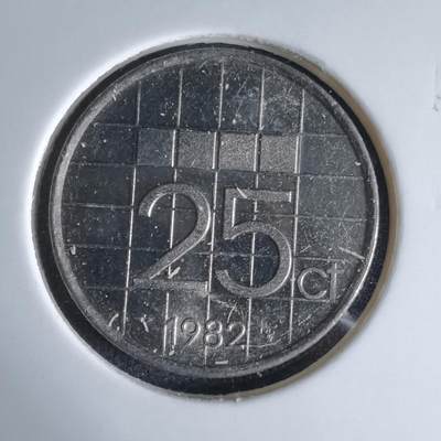 沼泽如烟--第992场 - 荷兰1982年25分