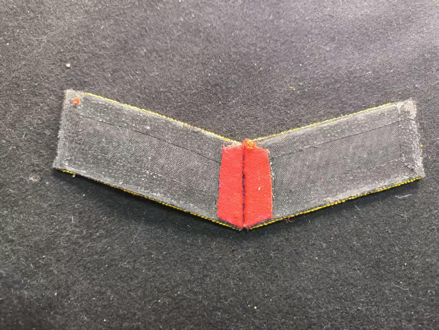 （450件拍品！制服徽章盛宴）罗岚⭐爱藏⭐年前甄选大拍场-店主清仓处理-分享拍场额外现金红包（实体经营）