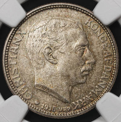 修遠堂世界钱币第105期，马年首拍 - NGC MS64 1915年丹麦海豚1克朗银币