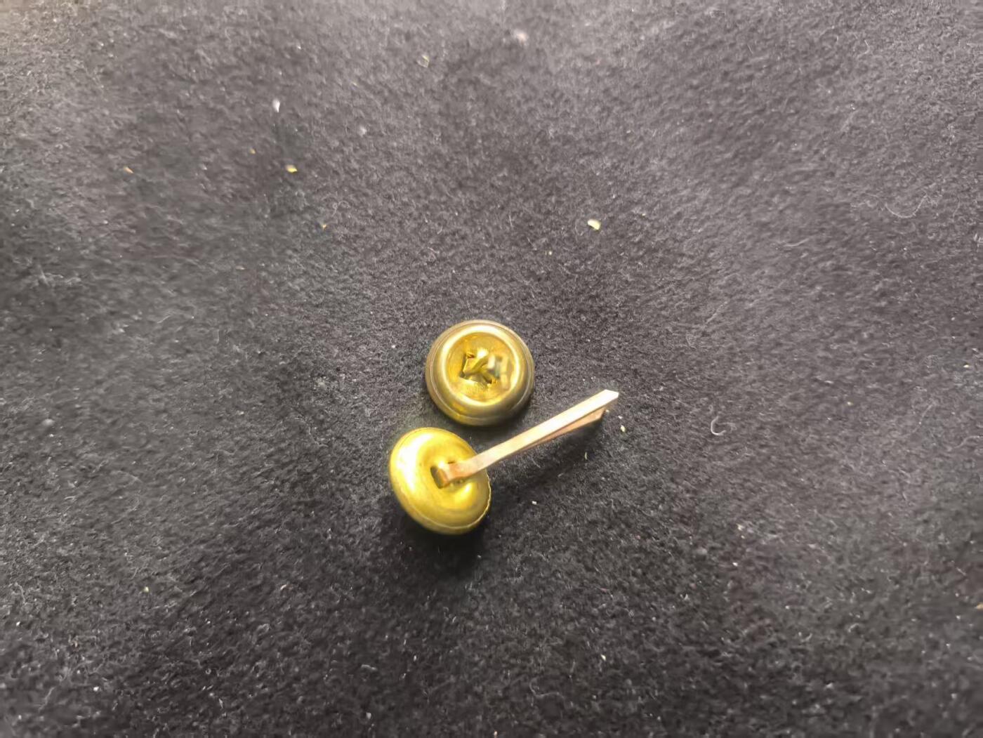 （450件拍品！制服徽章盛宴）罗岚⭐爱藏⭐年前甄选大拍场-店主清仓处理-分享拍场额外现金红包（实体经营）