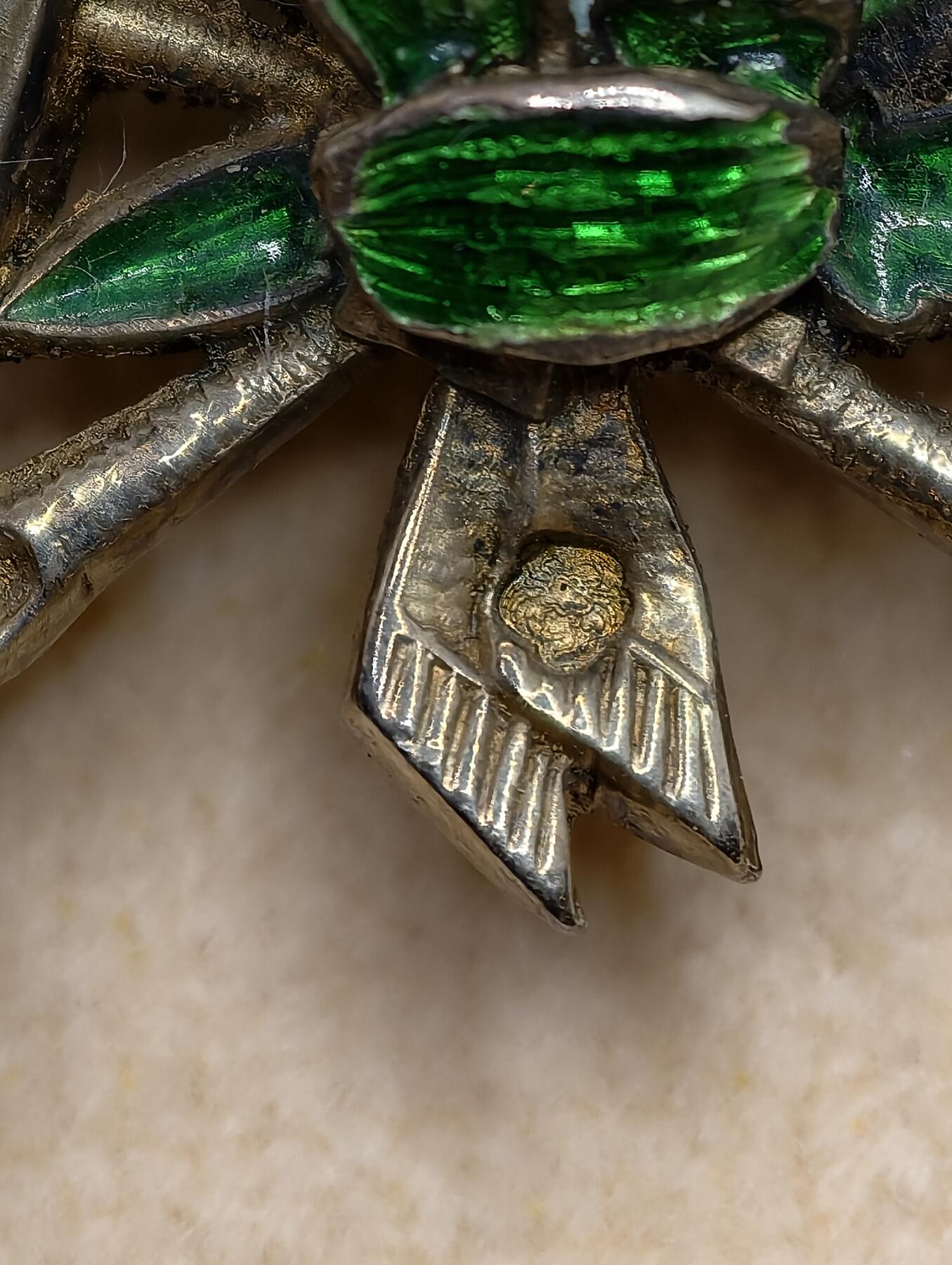 凯旋世界勋赏（第22期新年大拍）（欢迎送拍）（对拍品有疑问请询问客服，不接受到手刀，出价默认拍品品相。请认真阅读拍卖规则！出价默认已认可！）（收到货请录制开箱视频，无视频概不处理问题。） 法兰西第五共和国指挥官级荣誉军团勋章珠宝版