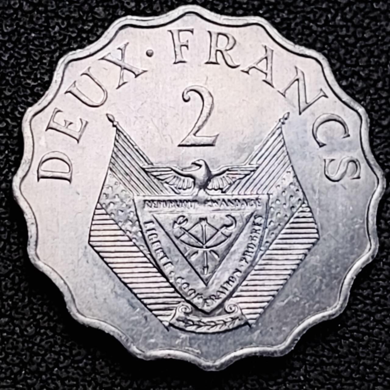 泉币菌-第191场- 迎春节专场 本场拍品多 请提前出价（本周五和之前拍的 2月14日发货） 。