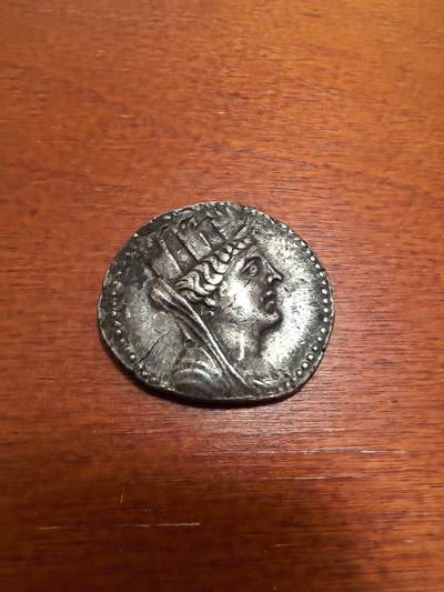 长老汇蛇年精选第一百场拍卖 - 公元前2世纪古希腊腓尼基阿拉多斯岛女神4德银币，正面财富女神背面胜利女神，15克左右