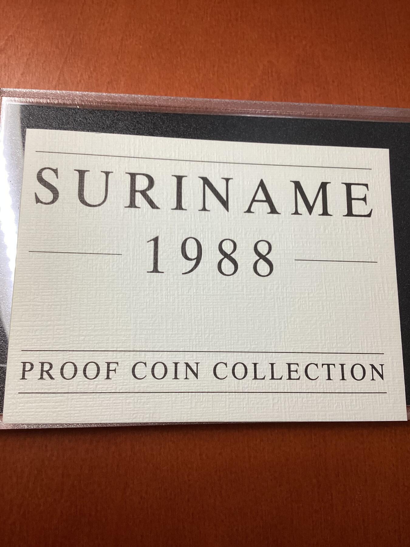 长老汇蛇年精选第一百场拍卖 1988苏里南精制套币5枚，盒证全，英国皇家造币厂，红色盒子