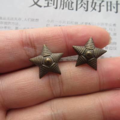 18mm55尉官肩章铜质镀银星星2个一组 - 18mm55尉官肩章铜质镀银星星2个一组