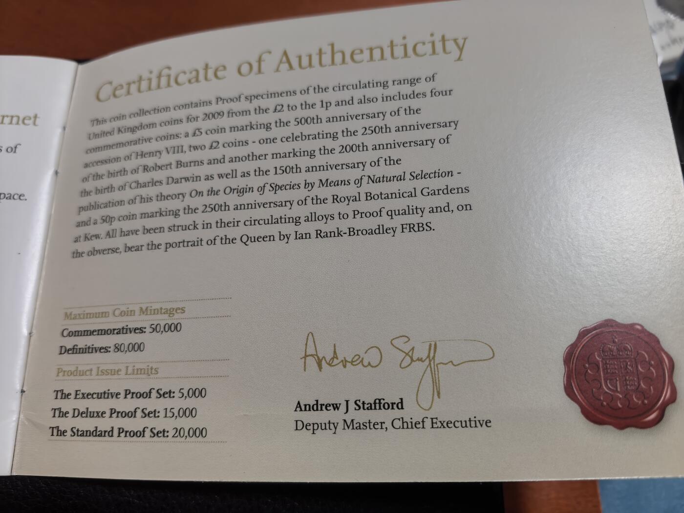 长老汇蛇年精选第一百场拍卖 2009英国精制币12枚，盒证全，含大热门邱园50便士，普制币套装市场价大约2900元，这套是精制币