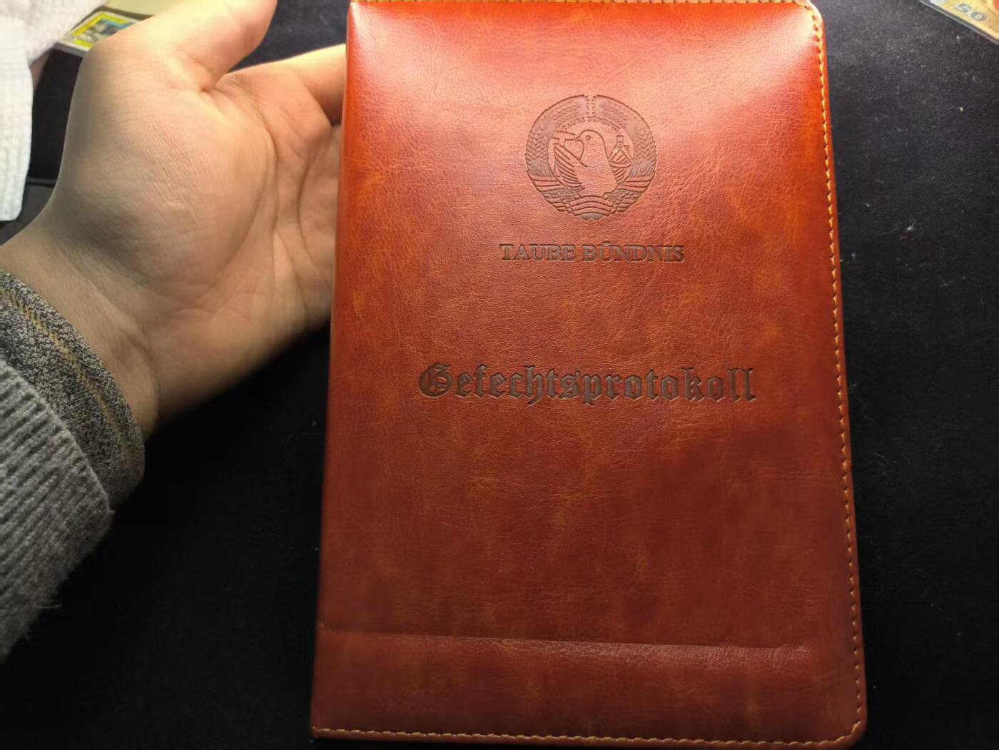 （450件拍品！制服徽章盛宴）罗岚⭐爱藏⭐年前甄选大拍场-店主清仓处理-分享拍场额外现金红包（实体经营） “鸽子帮”战胜小沙人纪念册