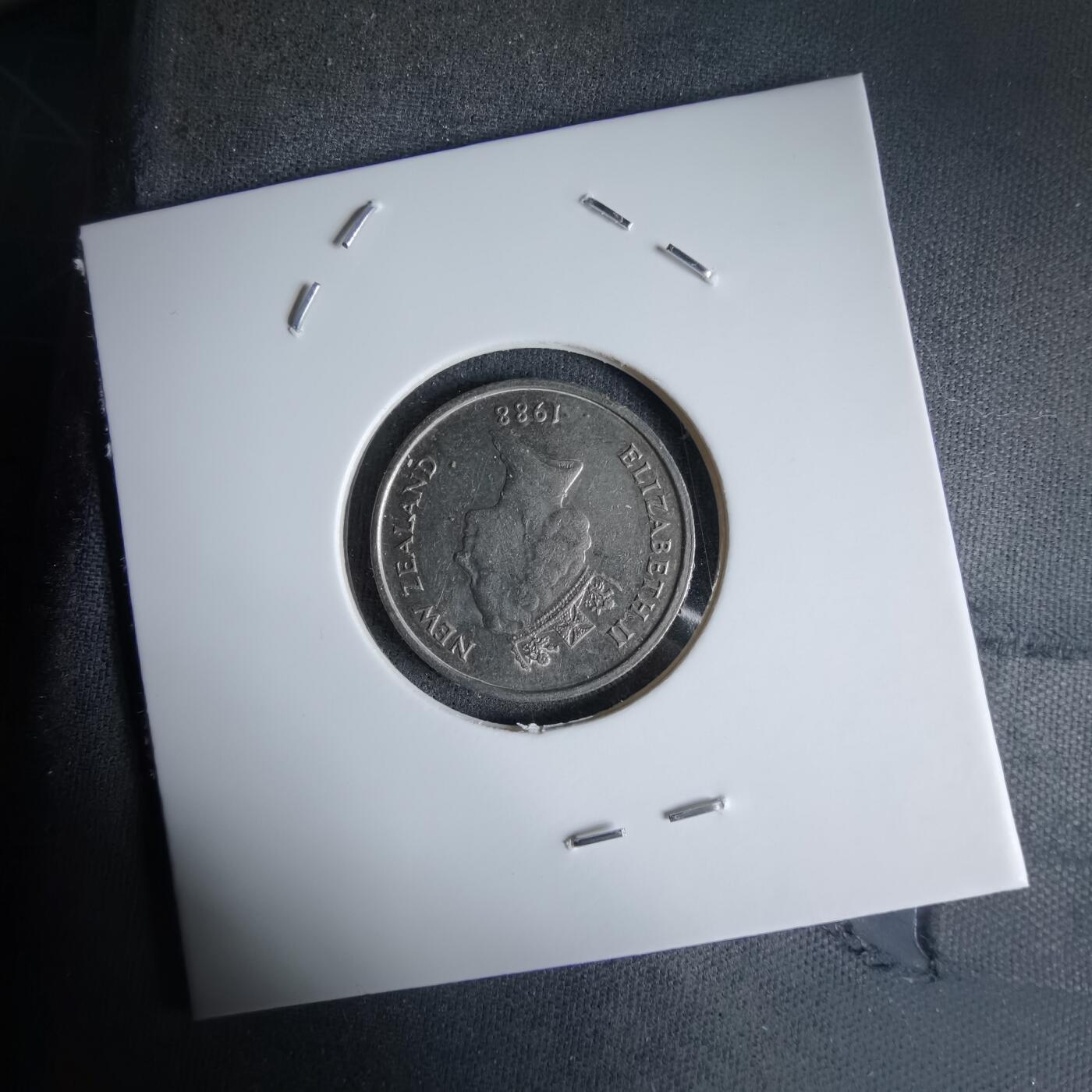 沼泽如烟--第992场 新西兰1988年五分