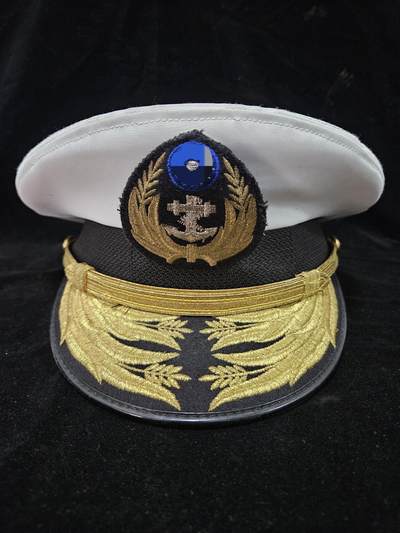 0元起拍勋章 第334期 咸鱼国勋章拍卖专场 2月15日（周日）下午6：00开始 - 民国海军将官大檐帽 56cm 海軍福山軍艦、遼陽軍艦艦長、國家安全會議第一組組長 少將官本鯤