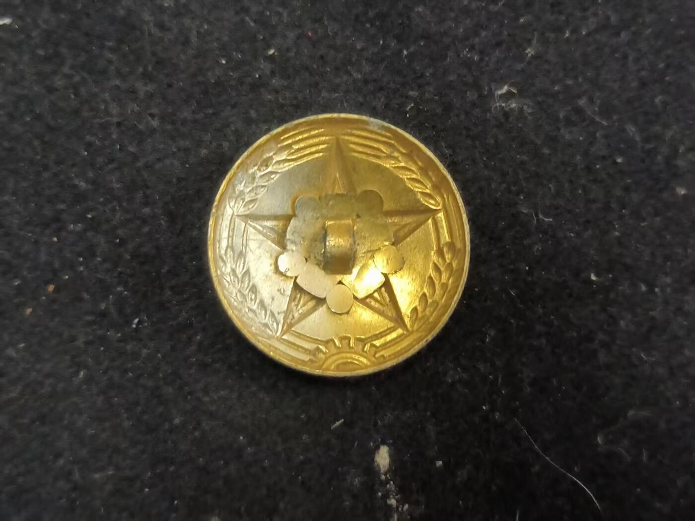 （450件拍品！制服徽章盛宴）罗岚⭐爱藏⭐年前甄选大拍场-店主清仓处理-分享拍场额外现金红包（实体经营）