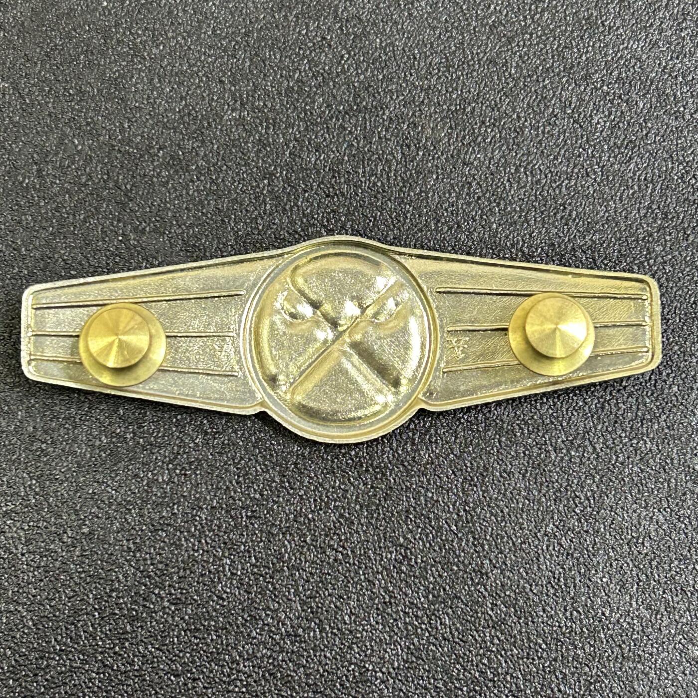 西秦中古拍卖第七十七期 2026马年新春专场 本场拍品年初九发出 西德 联邦德国 银级通用军官技能等级证章