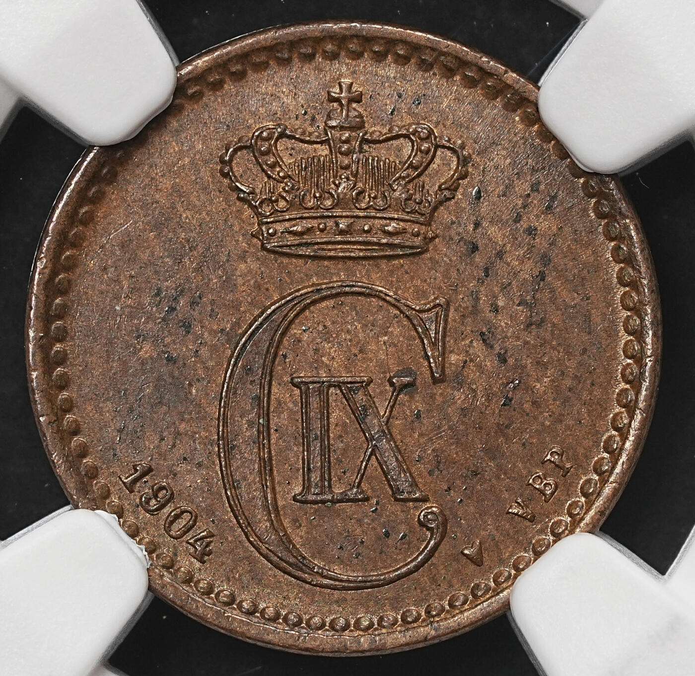 修遠堂世界钱币第105期，马年首拍 NGC评级 丹麦铜币2枚