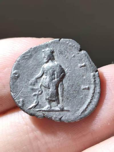 罕见！公元193-195年 克劳狄乌斯·阿尔比努斯 凯撒版 第纳尔银币 罗马帝国将领及皇位争夺者，出生于阿非利加行省哈德鲁迈图姆（今突尼斯苏塞），出身凯奥尼亚家族。