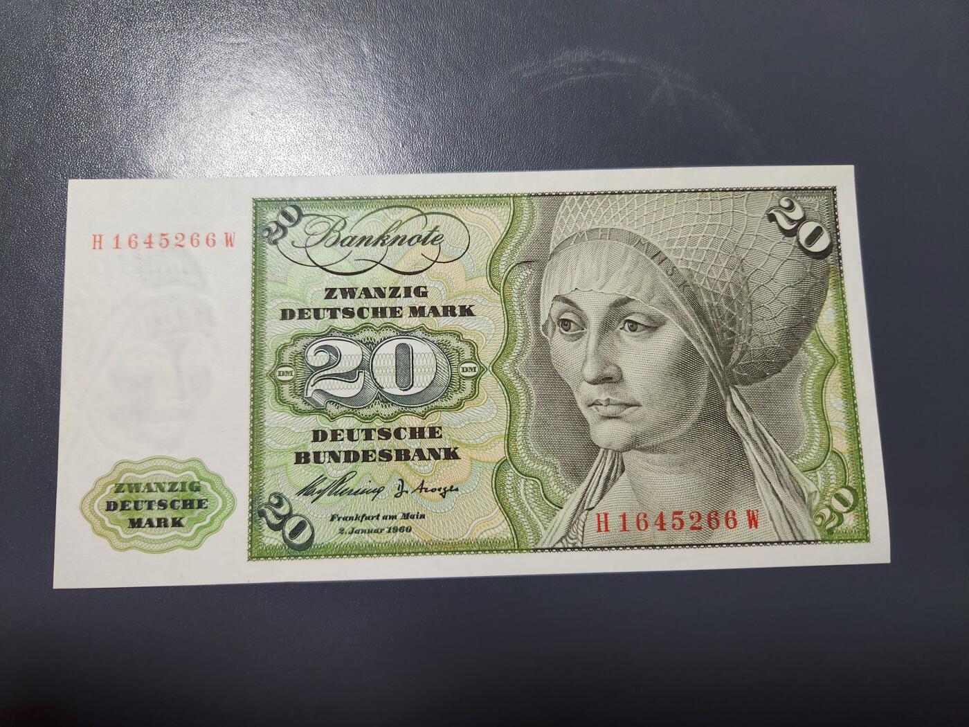 2月11号晚上8点 外国纸币自动截拍第24场