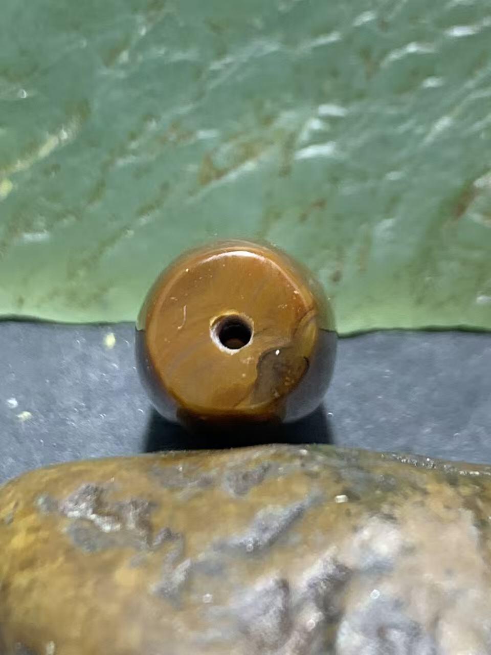 高玉化冻料缠丝玛瑙通货桶珠一颗