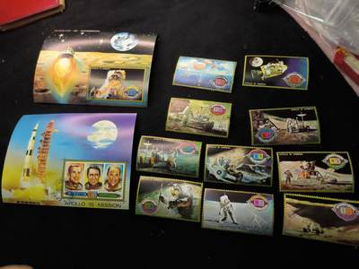 （450件拍品！制服徽章盛宴）罗岚⭐爱藏⭐年前甄选大拍场-店主清仓处理-分享拍场额外现金红包（实体经营） - 阿联酋乌姆盖万（Umm al-Quwain） 1972 年发行的阿波罗 15 号登月任务纪念邮票一套