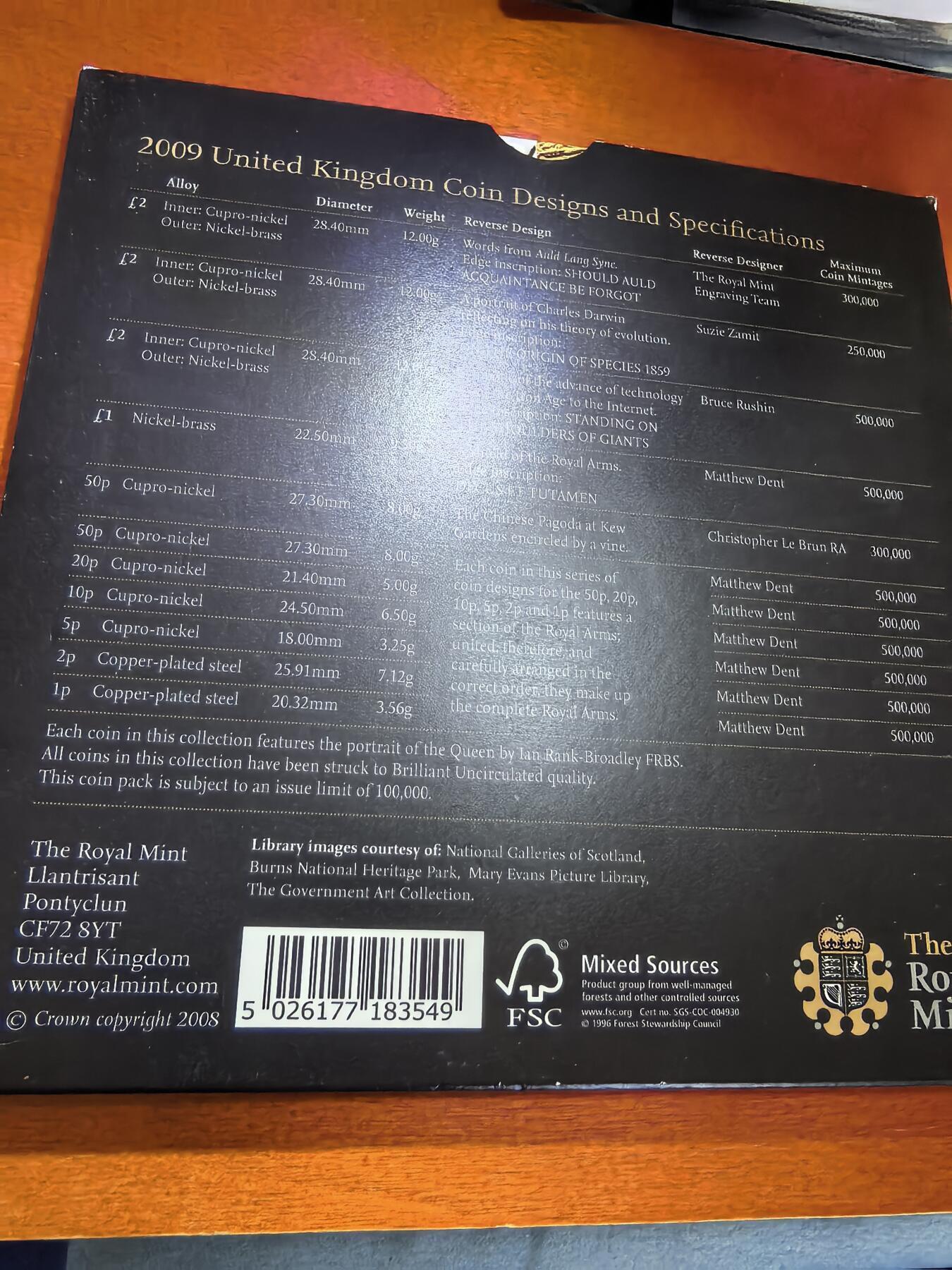 长老汇蛇年精选第一百场拍卖 2009英国精制币12枚，盒证全，含大热门邱园50便士，普制币套装市场价大约2900元，邱园中国塔灵感来自南京大报恩寺