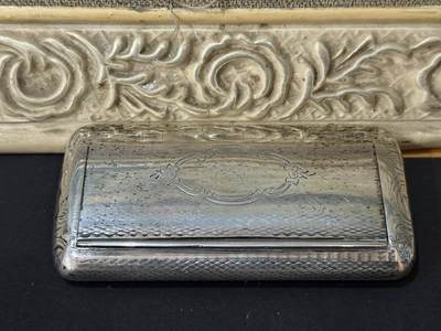 海外回流春节精品专场（一） - 法国回流19世纪纯银小烟盒（尺寸：8.5cmX4.3cmX1.3cm，重：81.4g，有银标）