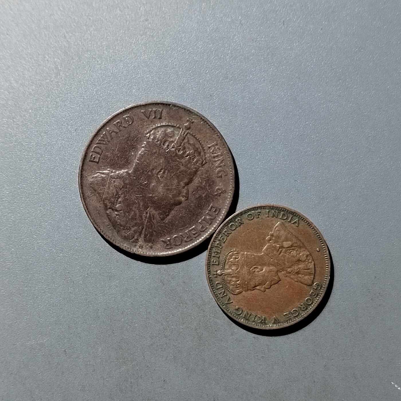 PCAI钱币  23-759  古钱铜元小专场 香港硬币二枚