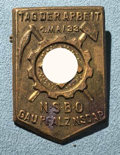 盛世勋华——号角文化勋章邮票专场拍卖第305期 - 德国（1939）德意志劳工阵线（DAF）工厂小组组织（NSBO）普法尔茨大区1933年劳动节纪念证章